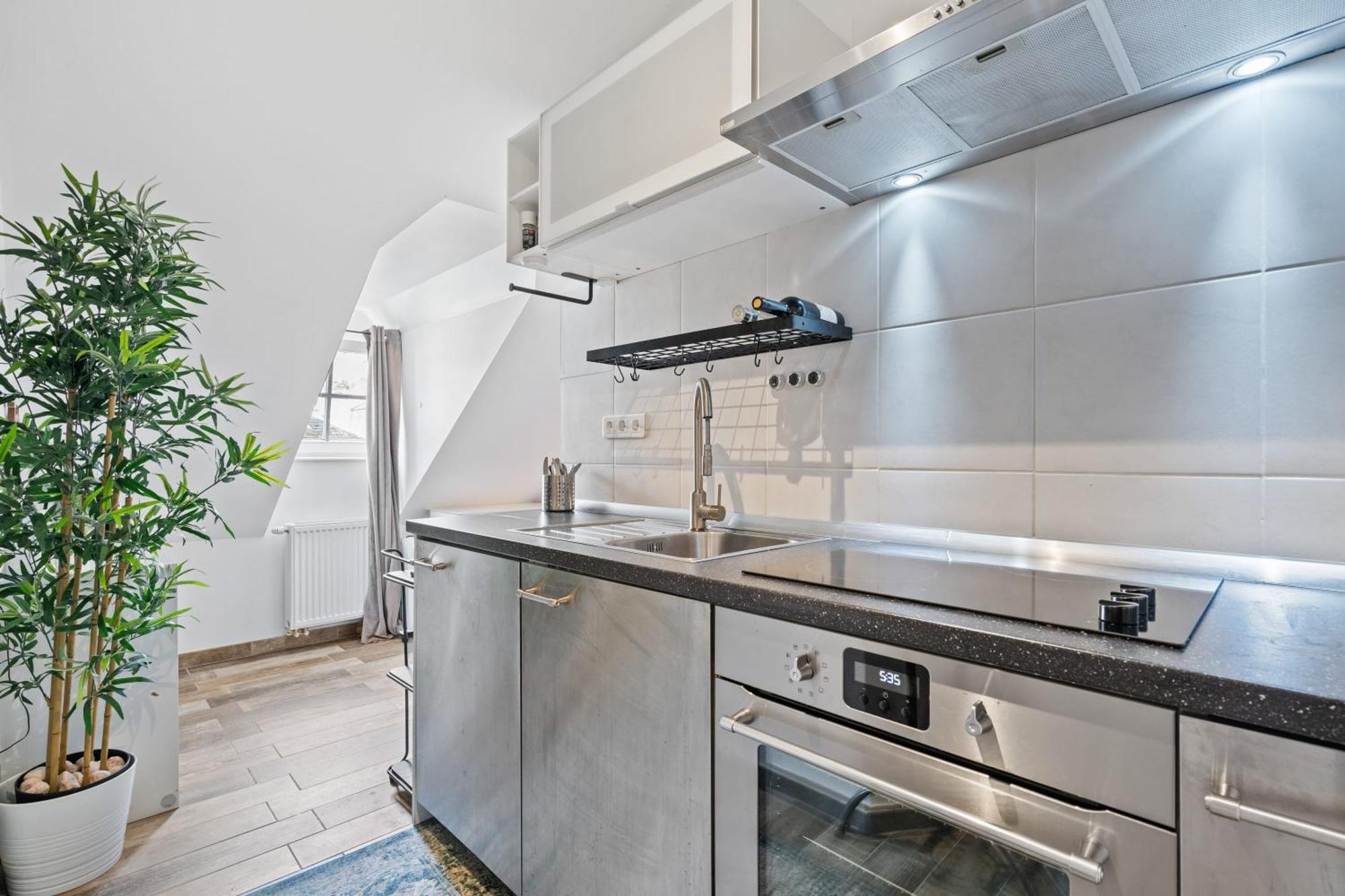 Stylish 1br In Grund Luxemburg